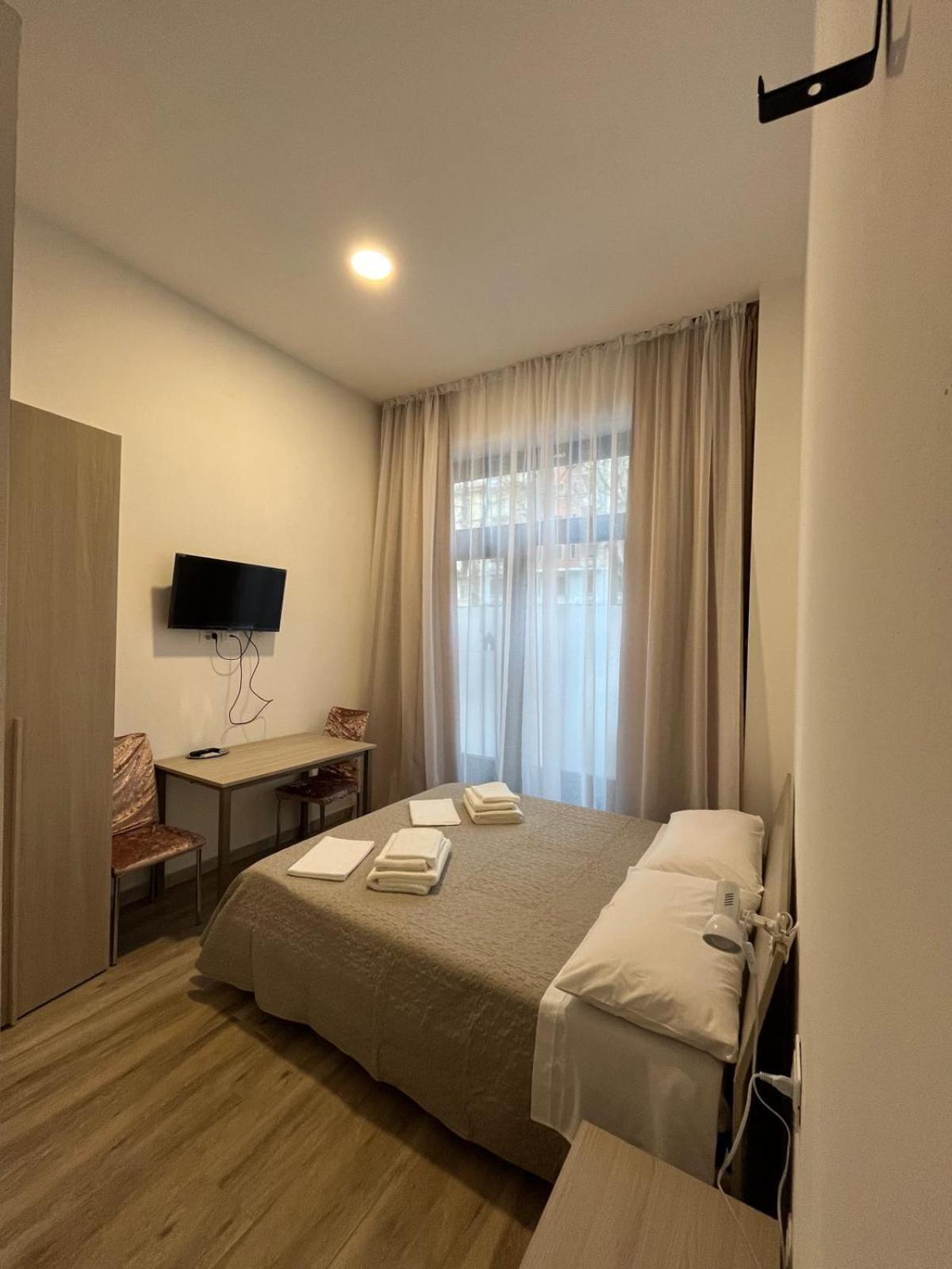 Casa Roxana Hotel Turin Bagian luar foto