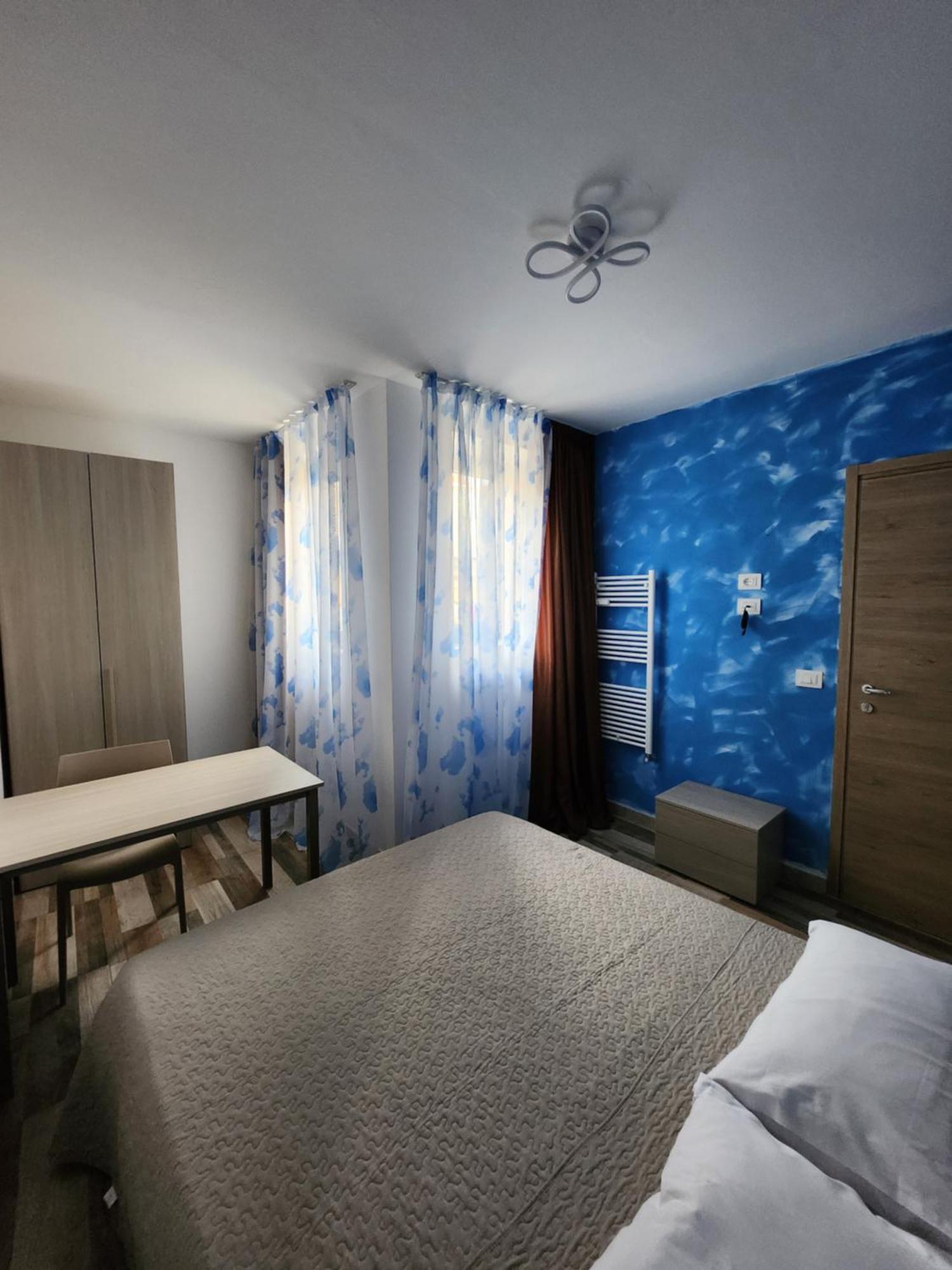 Casa Roxana Hotel Turin Bagian luar foto